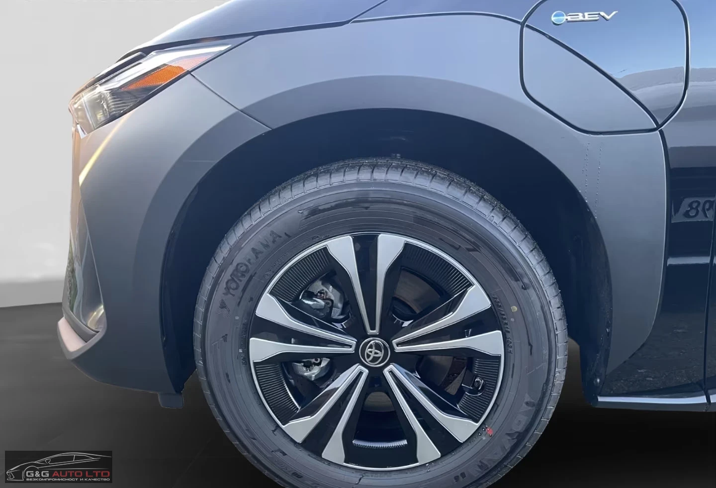 Toyota bZ4X BEV/205HP/COMFORT/FWD/CAM/NAVI/LED/KLESS/522g - изображение 3