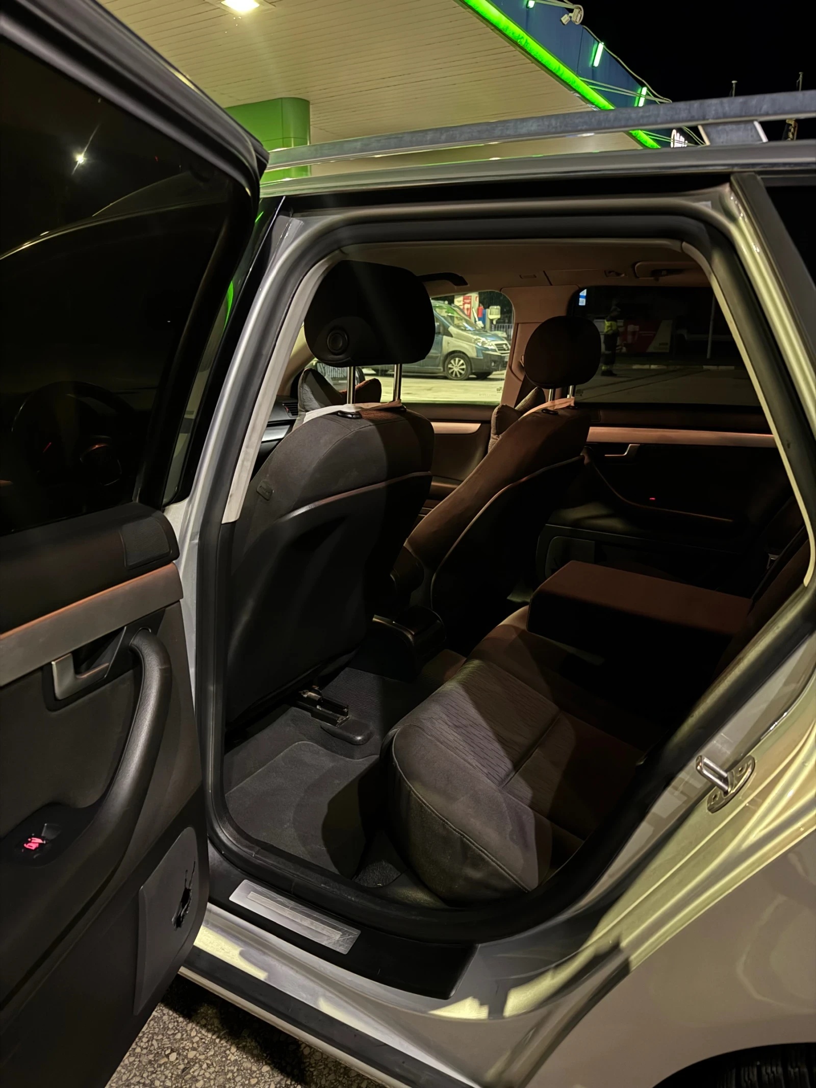 Audi A4 2.0tdi | Mobile.bg   7