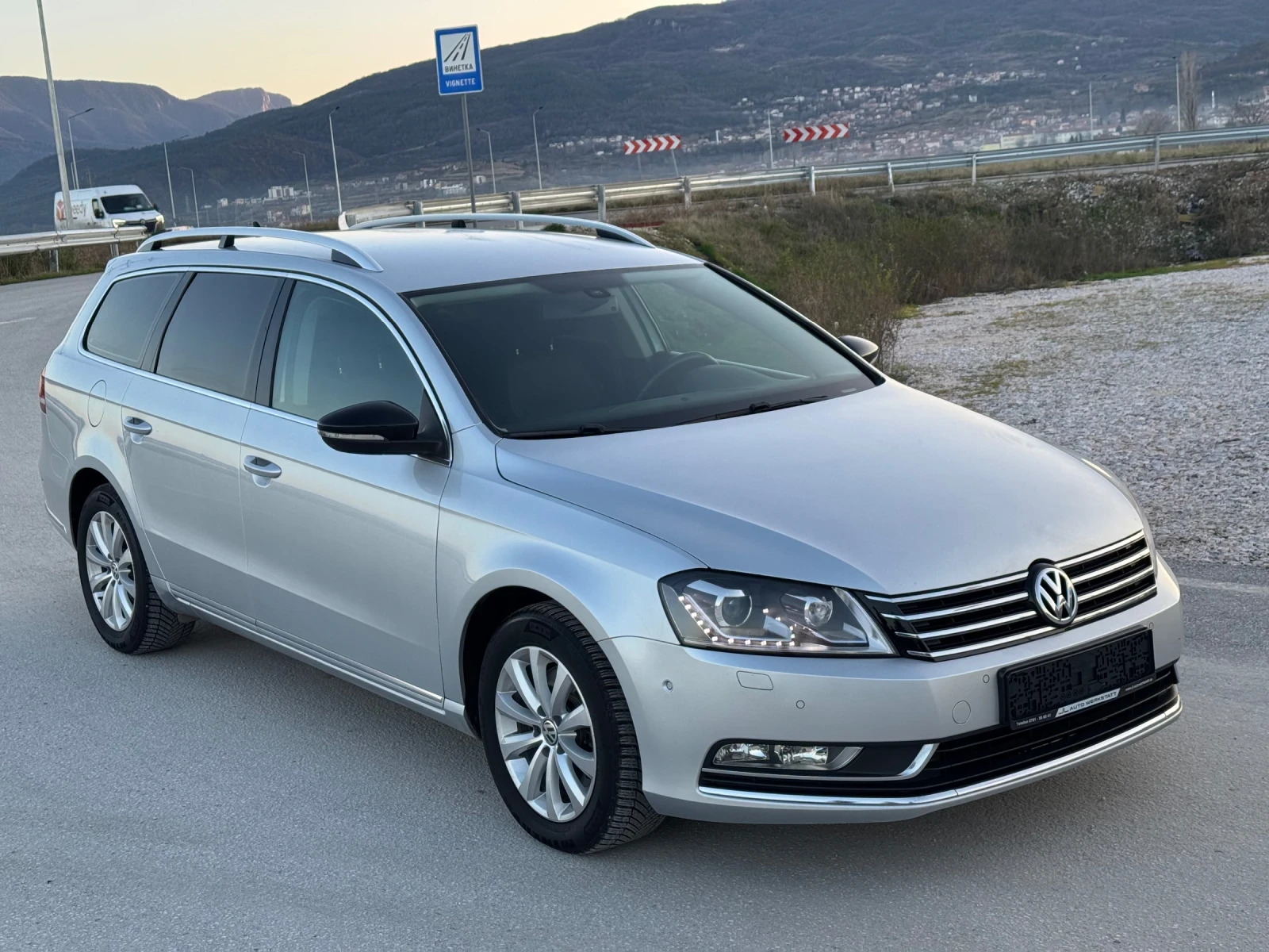 VW Passat 2.0TDI::DSG::LED::NAVI::CAMERA - изображение 3