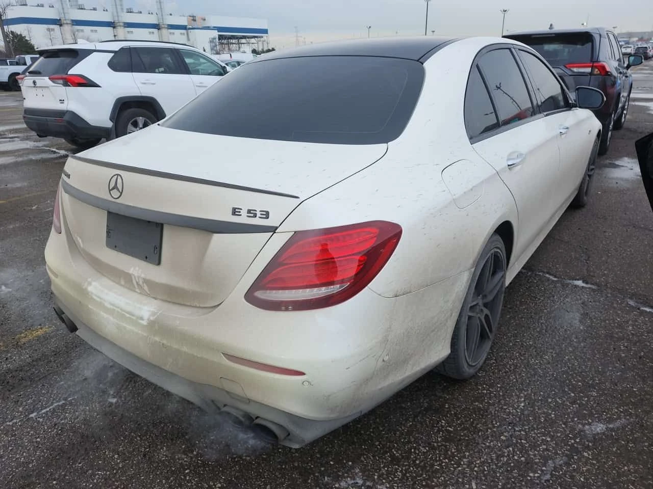 Mercedes-Benz E 53 AMG  * BURMESTER * ШИБИДАХ * ДИСТРОНИК * CARFAX * , снимка 3 - Автомобили и джипове - 54001383