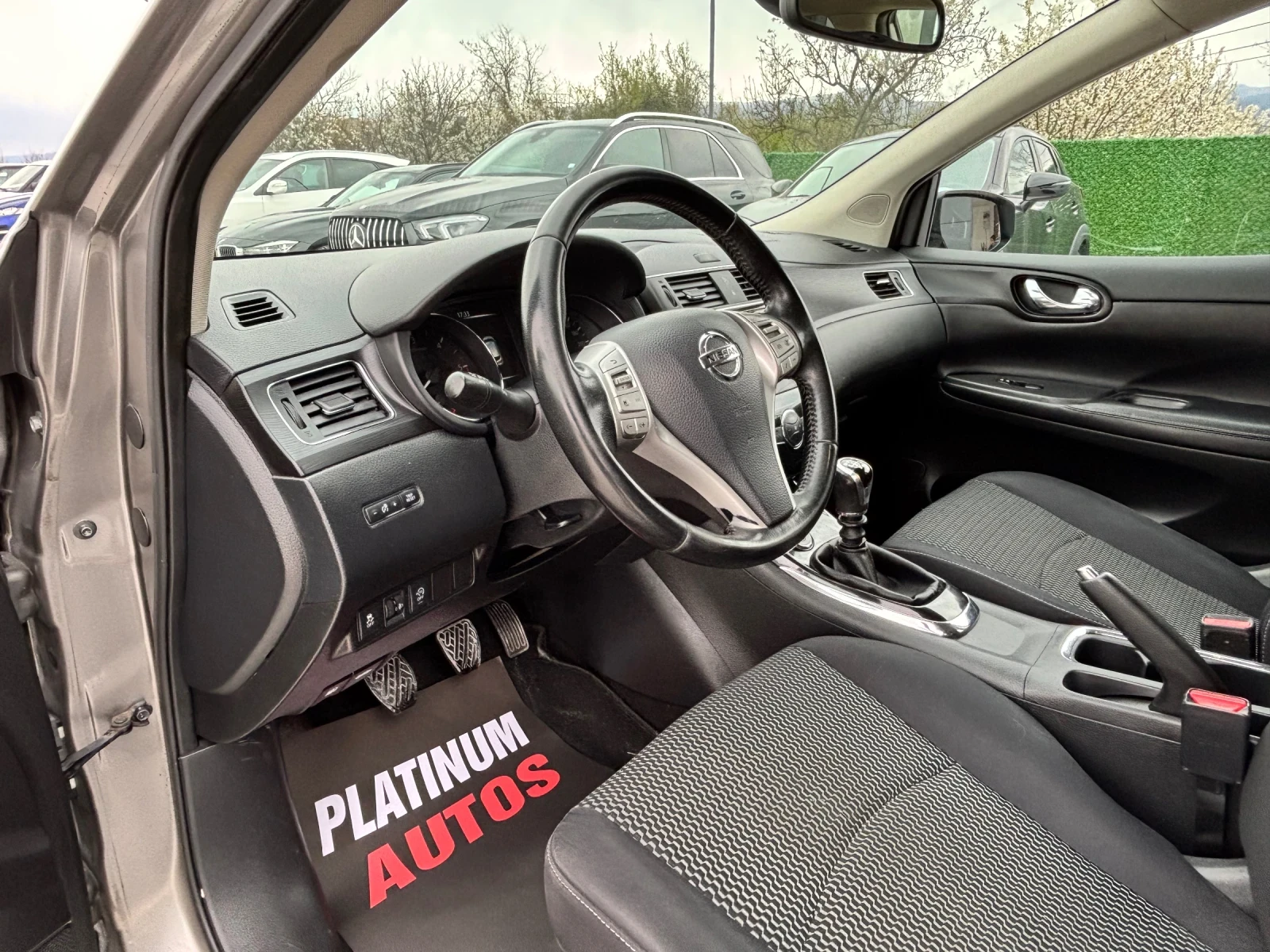 Nissan Pulsar 1.5CDI/ПАРКТРОНИК/NAVI/6 СКОРОСТИ, снимка 4 - Автомобили и джипове - 54154162