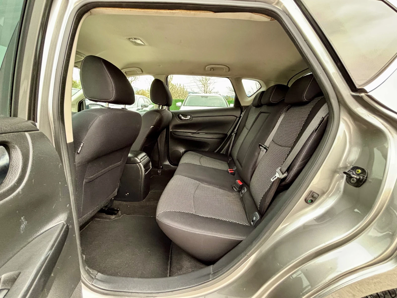 Nissan Pulsar 1.5CDI/ПАРКТРОНИК/NAVI/6 СКОРОСТИ, снимка 6 - Автомобили и джипове - 54154162