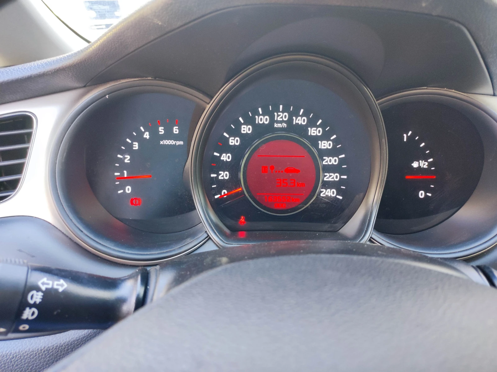 Kia Ceed, снимка 10 - Автомобили и джипове - 54301476