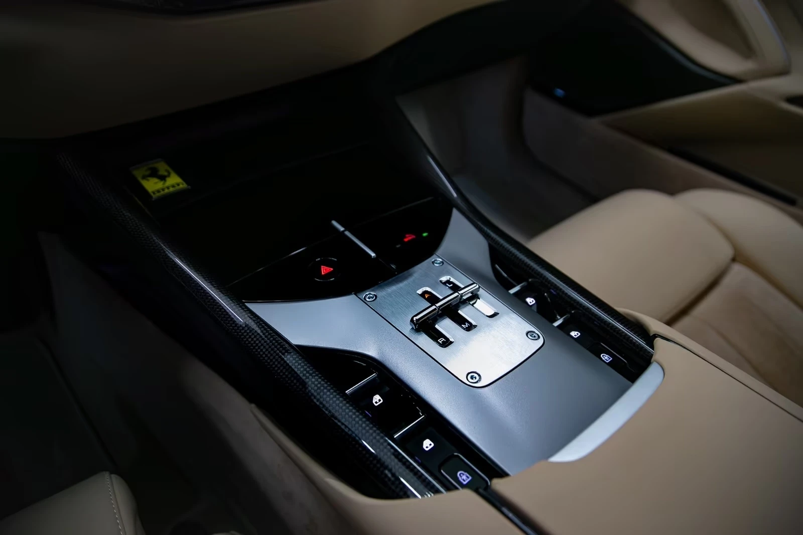 Ferrari Purosangue 6.5 V12 / BLU CORSA / CERAMIC / CARBON / PANO /  | Mobile.bg � ����������� 13