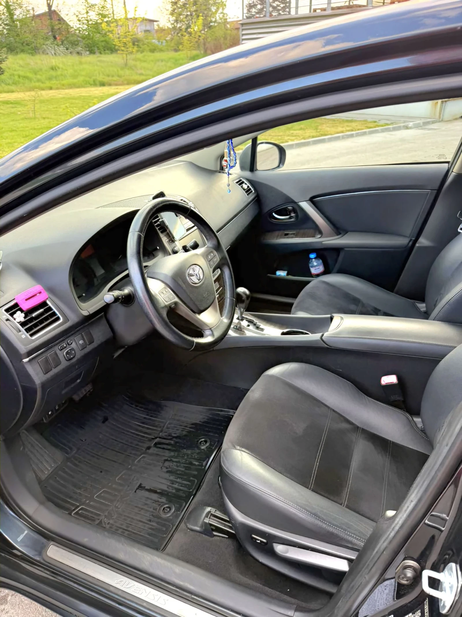 Toyota Avensis T27 D-CAT, снимка 2 - Автомобили и джипове - 54949510