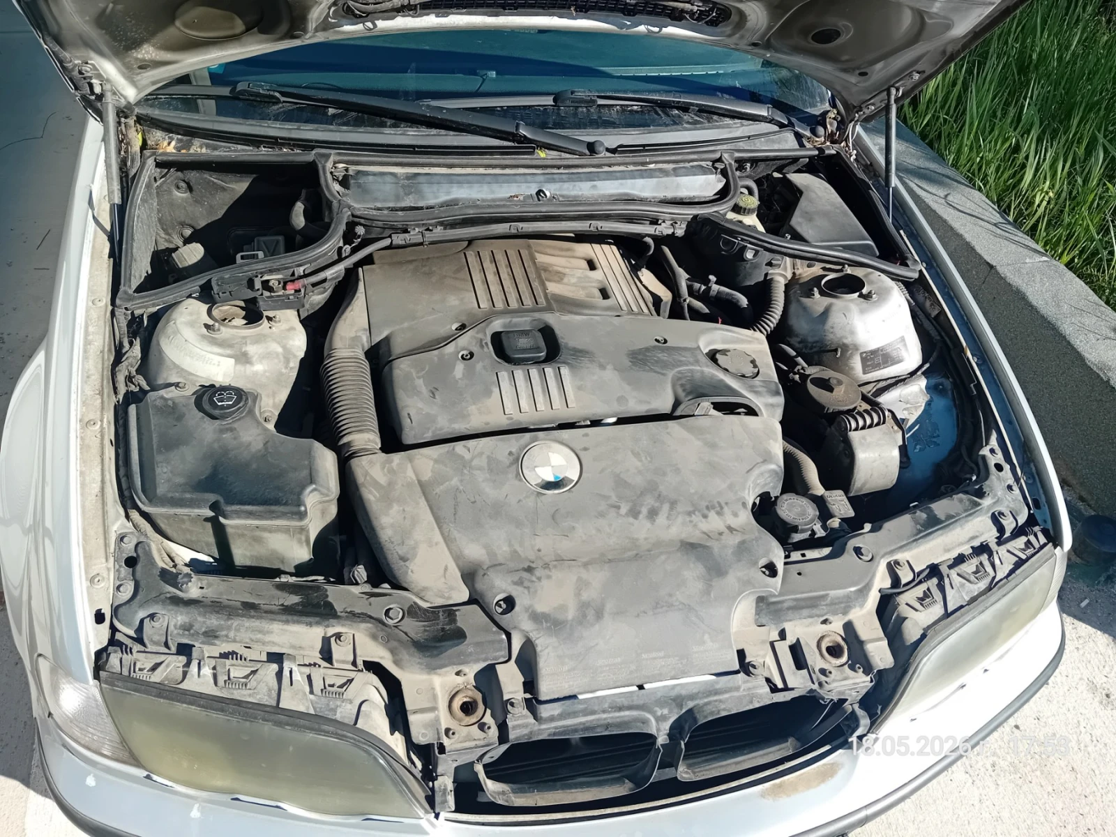 BMW 320 e46, снимка 15 - Автомобили и джипове - 54598130