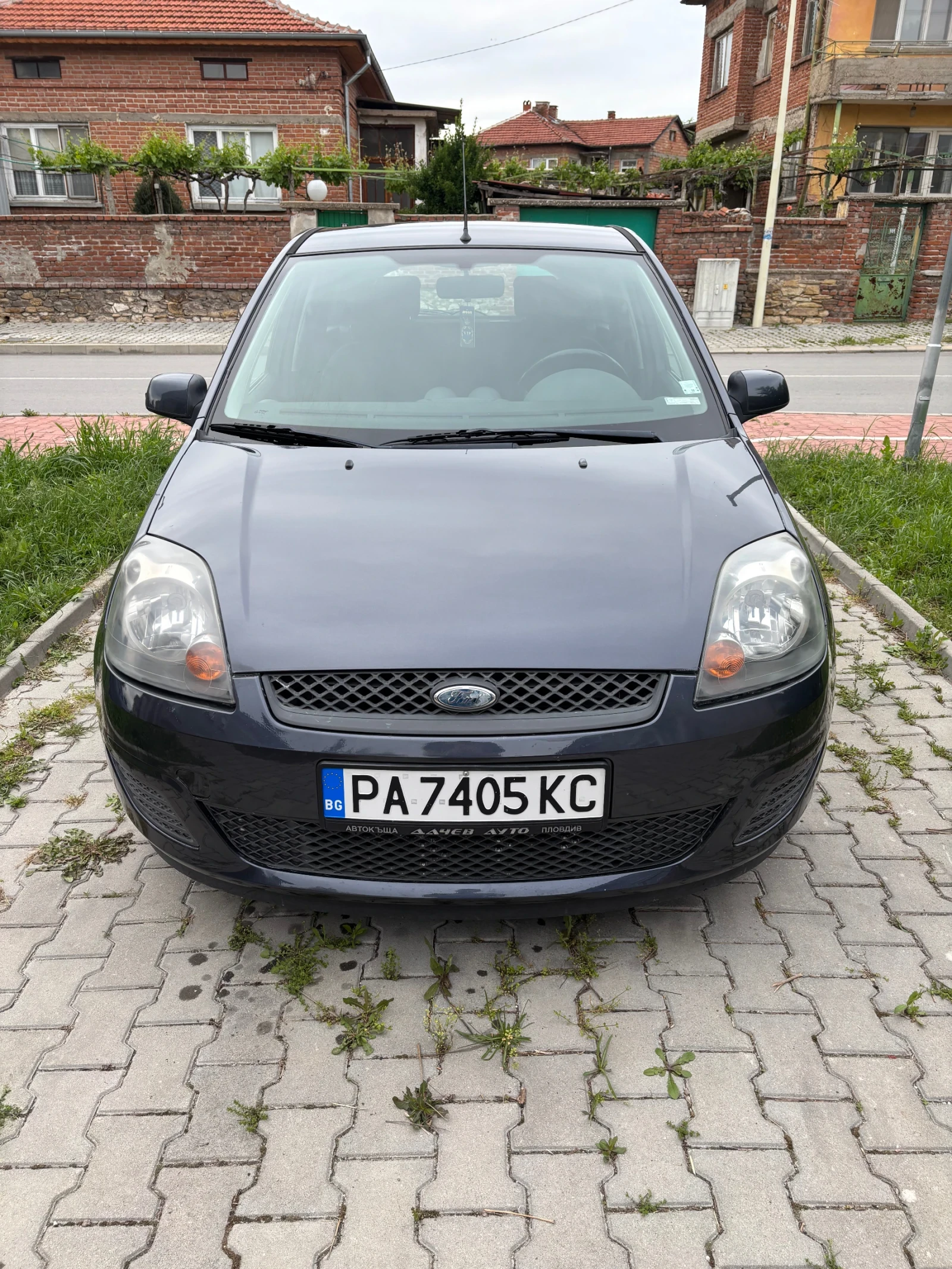 Ford Fiesta 1.3i, снимка 2 - Автомобили и джипове - 54605572