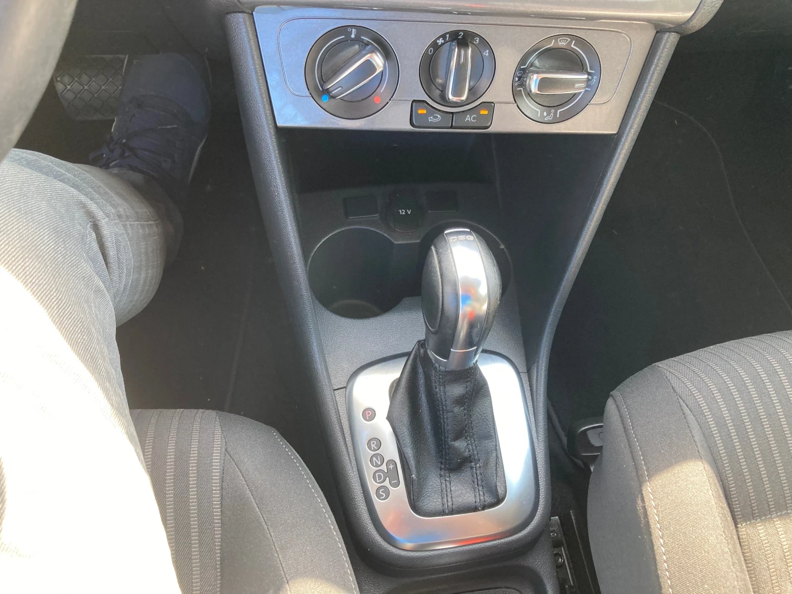 VW Polo   ТОП, снимка 9 - Автомобили и джипове - 54669267