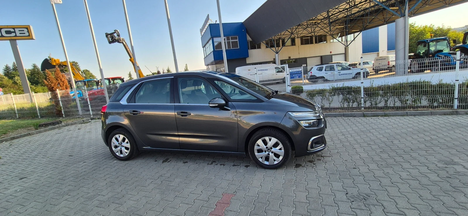 Citroen C4 Picasso 1.6 NAVI, снимка 7 - Автомобили и джипове - 55330199