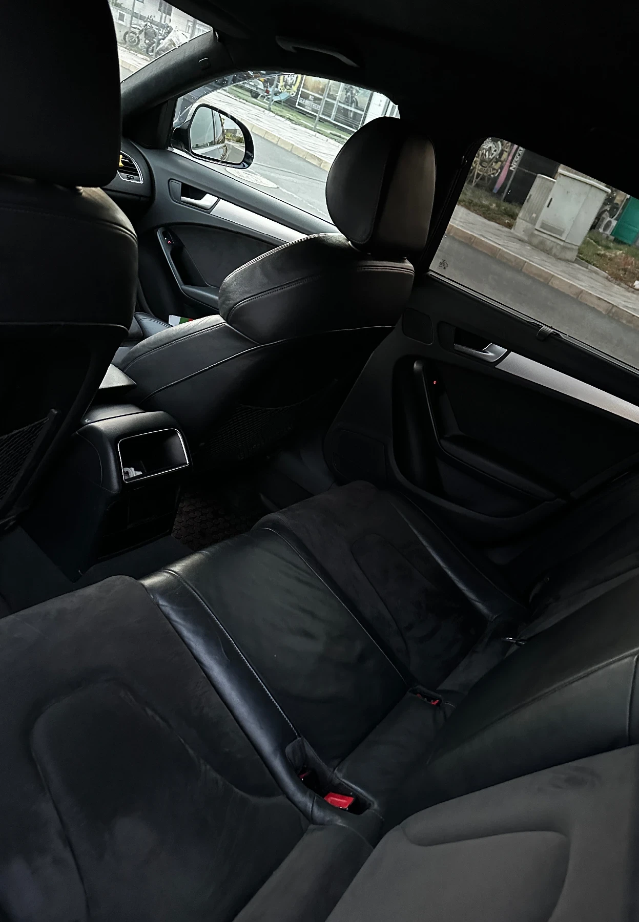 Audi A4 1.8T, снимка 9 - Автомобили и джипове - 55423115