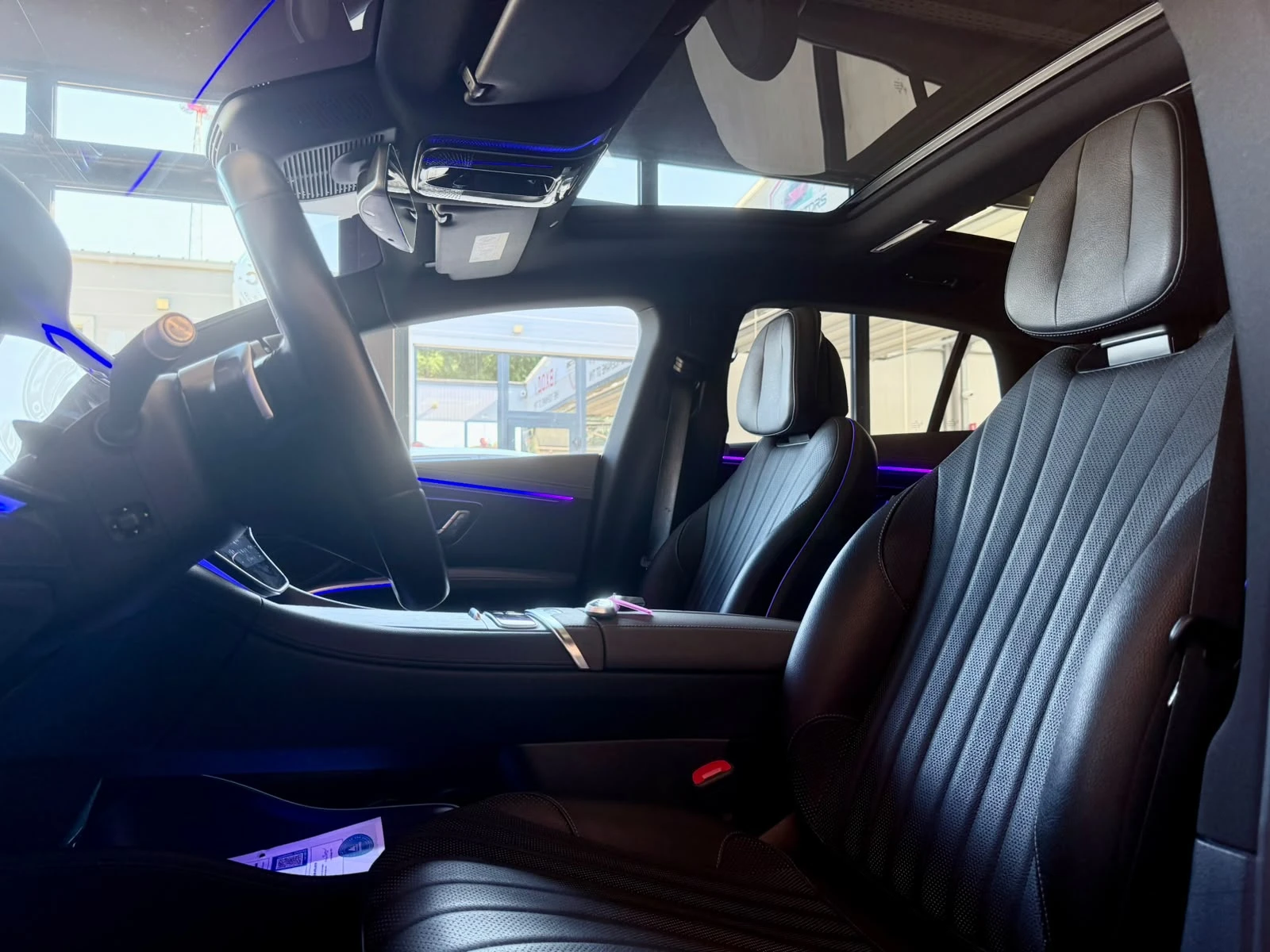 Mercedes-Benz EQS 450+ AMG * ГАРАНЦИОНЕН* Hyperscreen* DigiL* Лизинг, снимка 8 - Автомобили и джипове - 55466112