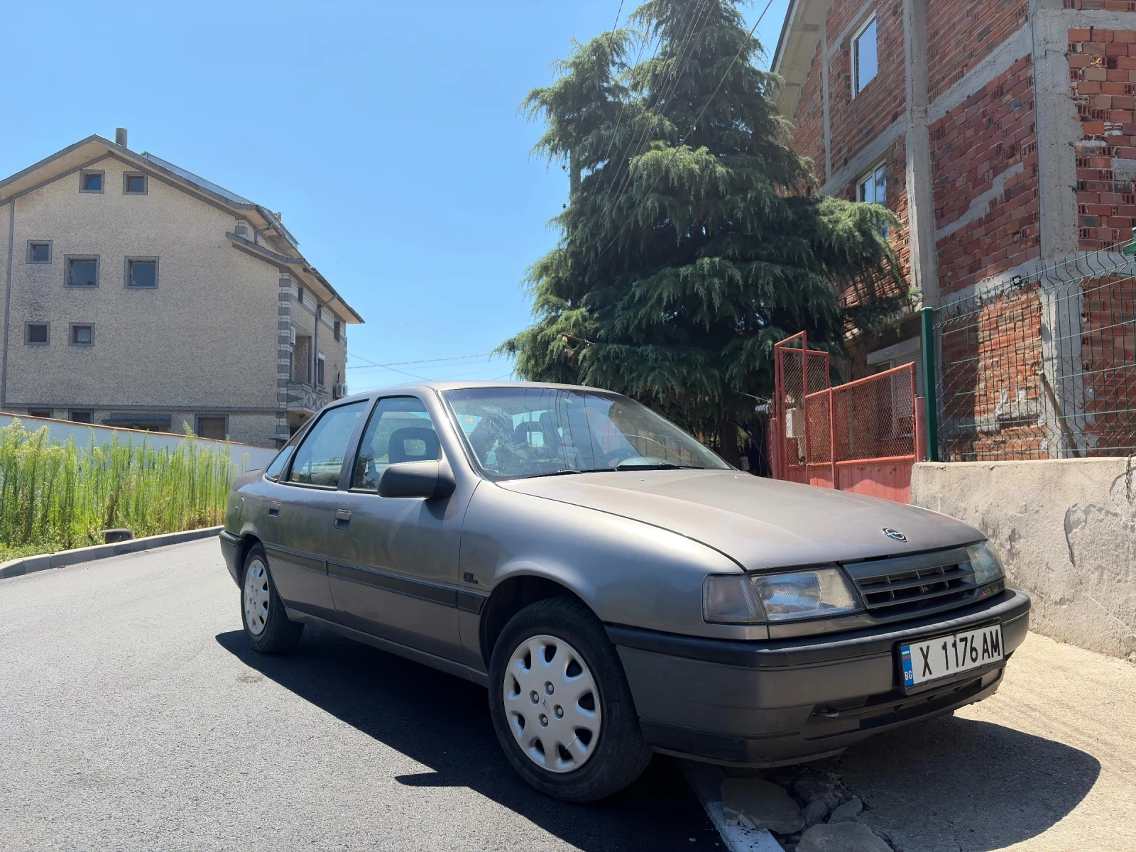 Opel Vectra 1.6i