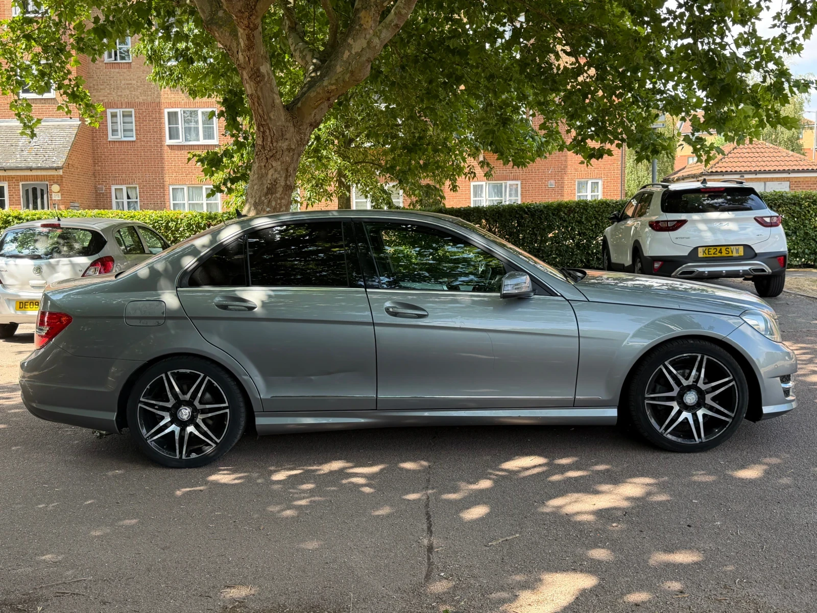 Mercedes-Benz C 220 AMG Sport, снимка 5 - Автомобили и джипове - 55547166