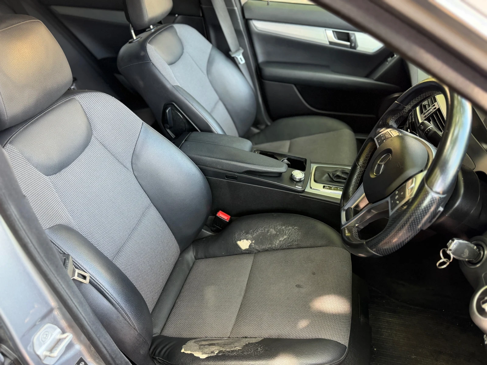 Mercedes-Benz C 220 AMG Sport, снимка 10 - Автомобили и джипове - 55547166