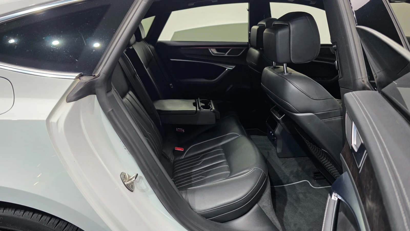 Audi A7 50 TDI Quattro Premium | HUD | 360  камера | масаж, снимка 12 - Автомобили и джипове - 55943295