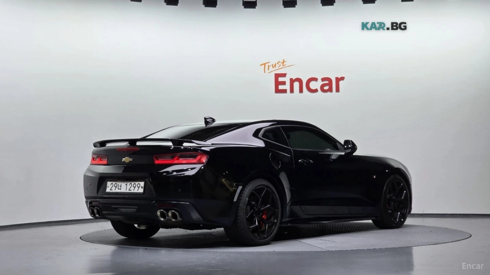 Chevrolet Camaro SS* 6.2* V8* КАМЕРА* ХЕДЪП* ПОДГРЕВ* ОБДУХВАНЕ* , снимка 3 - Автомобили и джипове - 56103347