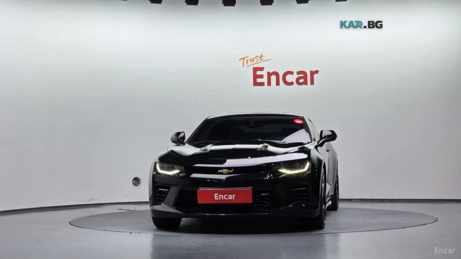 Chevrolet Camaro SS* 6.2* V8* КАМЕРА* ХЕДЪП* ПОДГРЕВ* ОБДУХВАНЕ* , снимка 2 - Автомобили и джипове - 56103347
