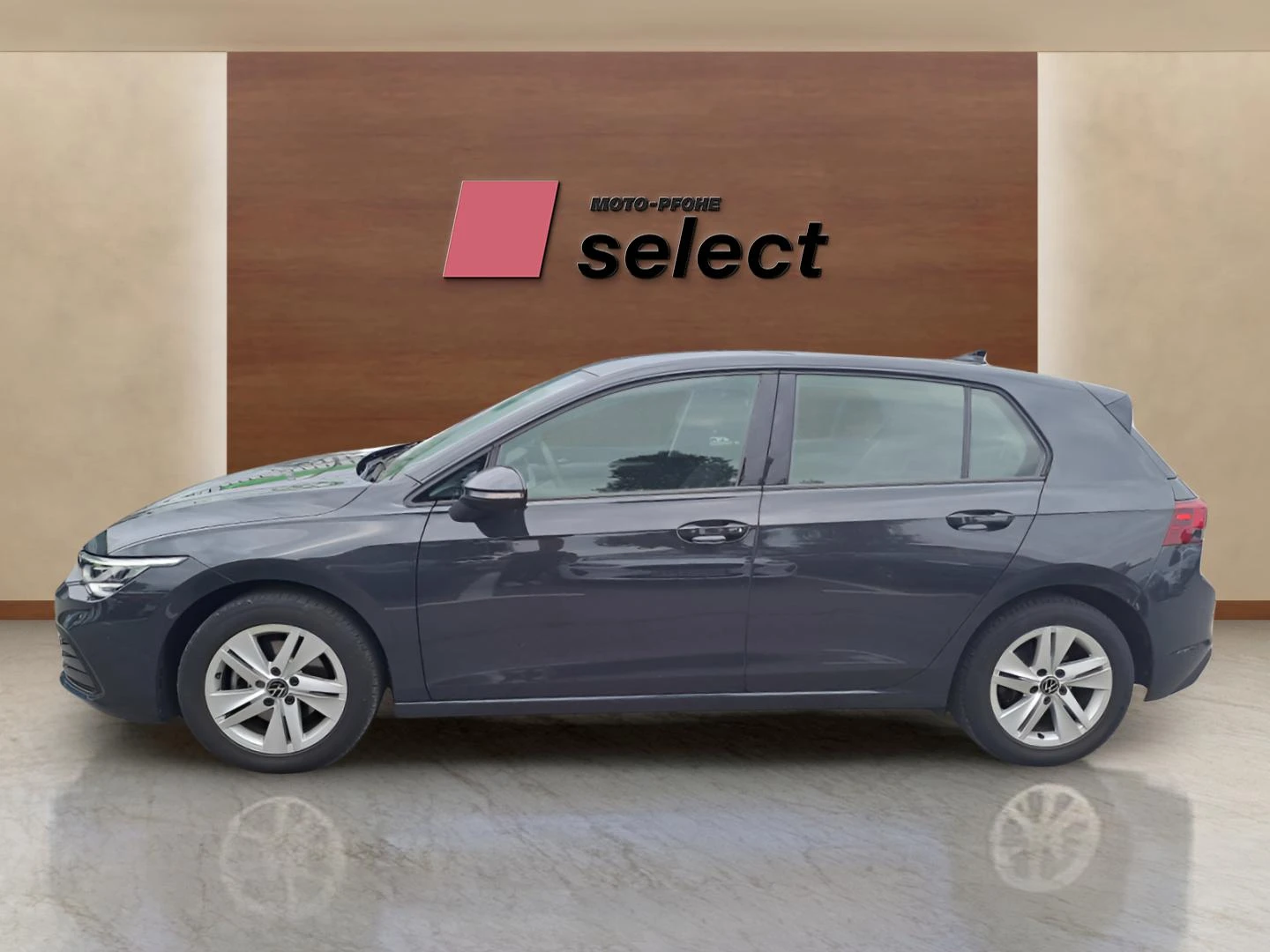VW Golf 1.5 TSI, снимка 8 - Автомобили и джипове - 56145149