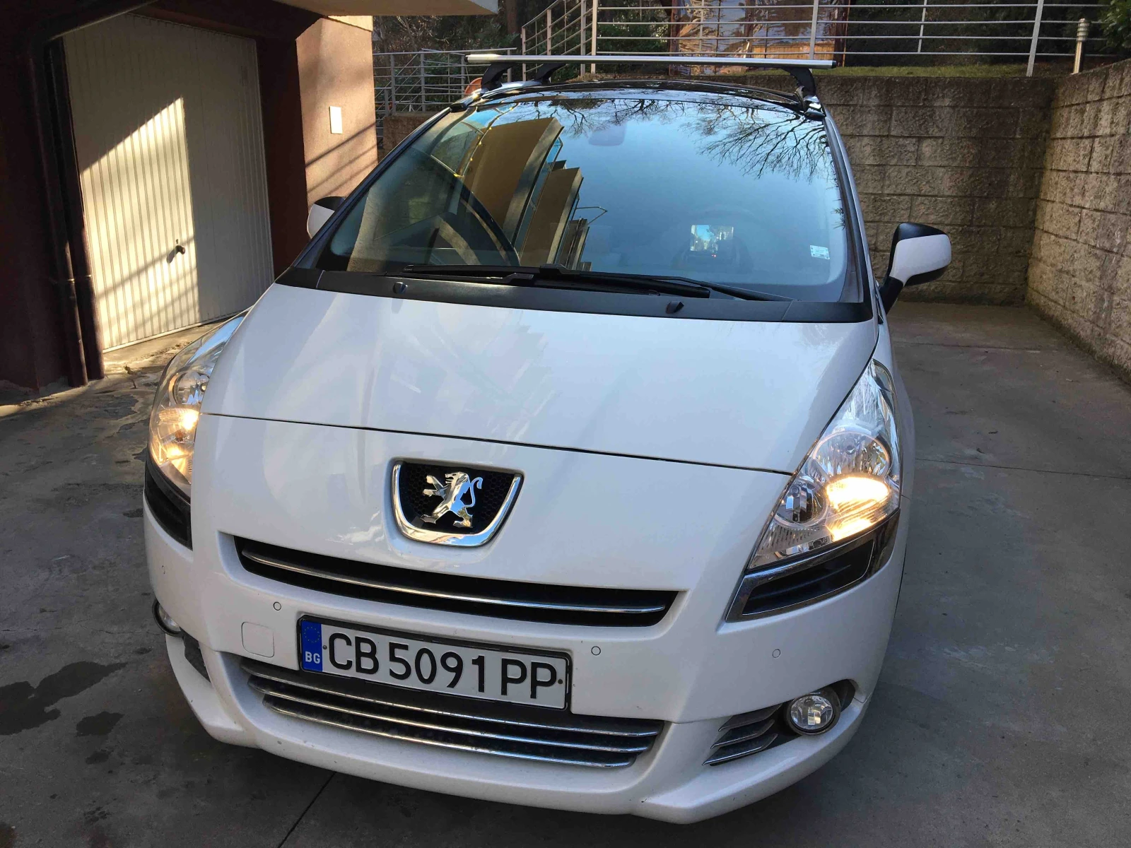 Peugeot 5008 2.0 HDI, кожа