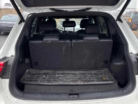 VW Tiguan  Comfortline R Line Black Edition* 7МЕСТА* , снимка 10