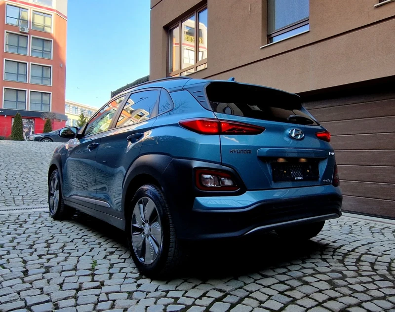 Hyundai Kona 64KWh/Premium/ШИБЕДАХ/SOH97.6%, снимка 4 - Автомобили и джипове - 49010235