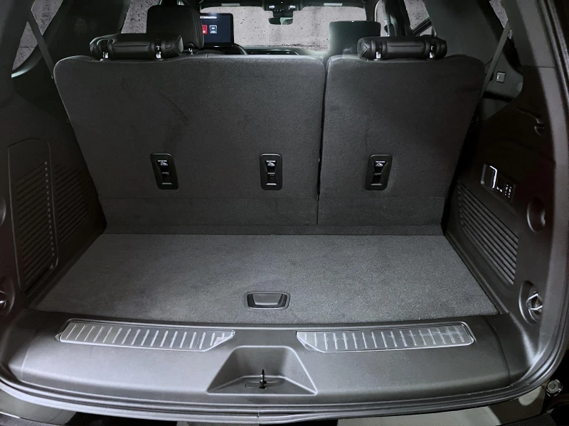 Gmc Yukon 6.2 V8 DENALI/BOSE/HEAD UP/PANO/TV/360/7-МЕСТЕН/, снимка 16 - Автомобили и джипове - 52132746