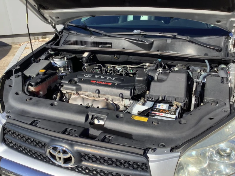 Toyota Rav4  Газ с ръчни скорости, снимка 9 - Автомобили и джипове - 53127341