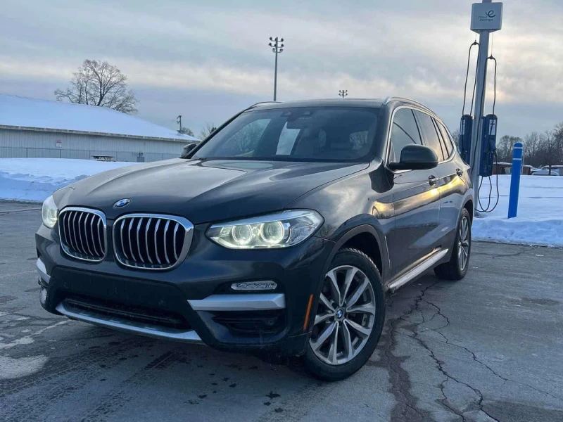 BMW X3  xDrive30i | PANO | AMBIENT | CARFAX