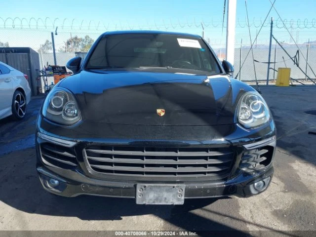 Porsche Cayenne E-HYBRID S, снимка 12 - Автомобили и джипове - 48210281