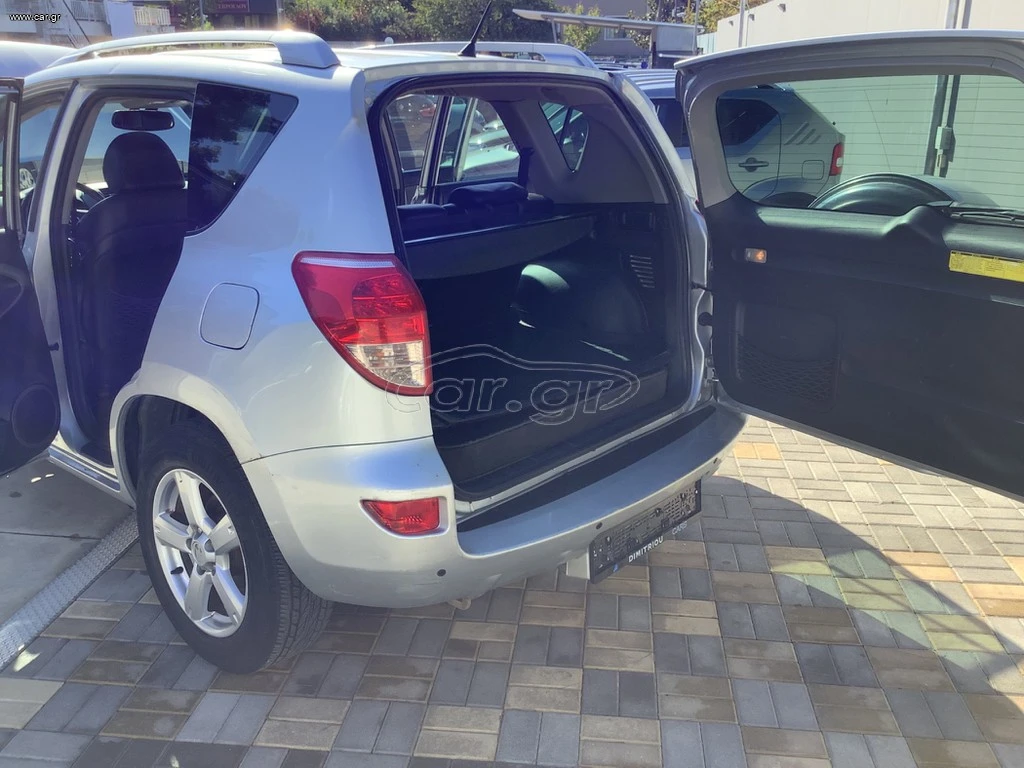 Toyota Rav4  Газ с ръчни скорости - изображение 7