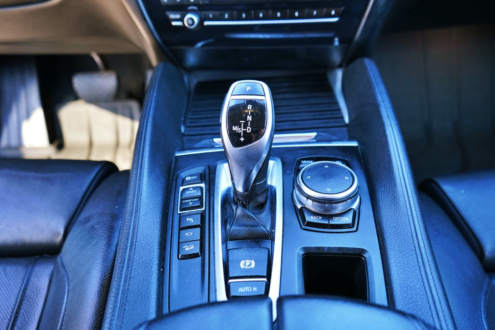 BMW X6 3.5i, снимка 13 - Автомобили и джипове - 53756966