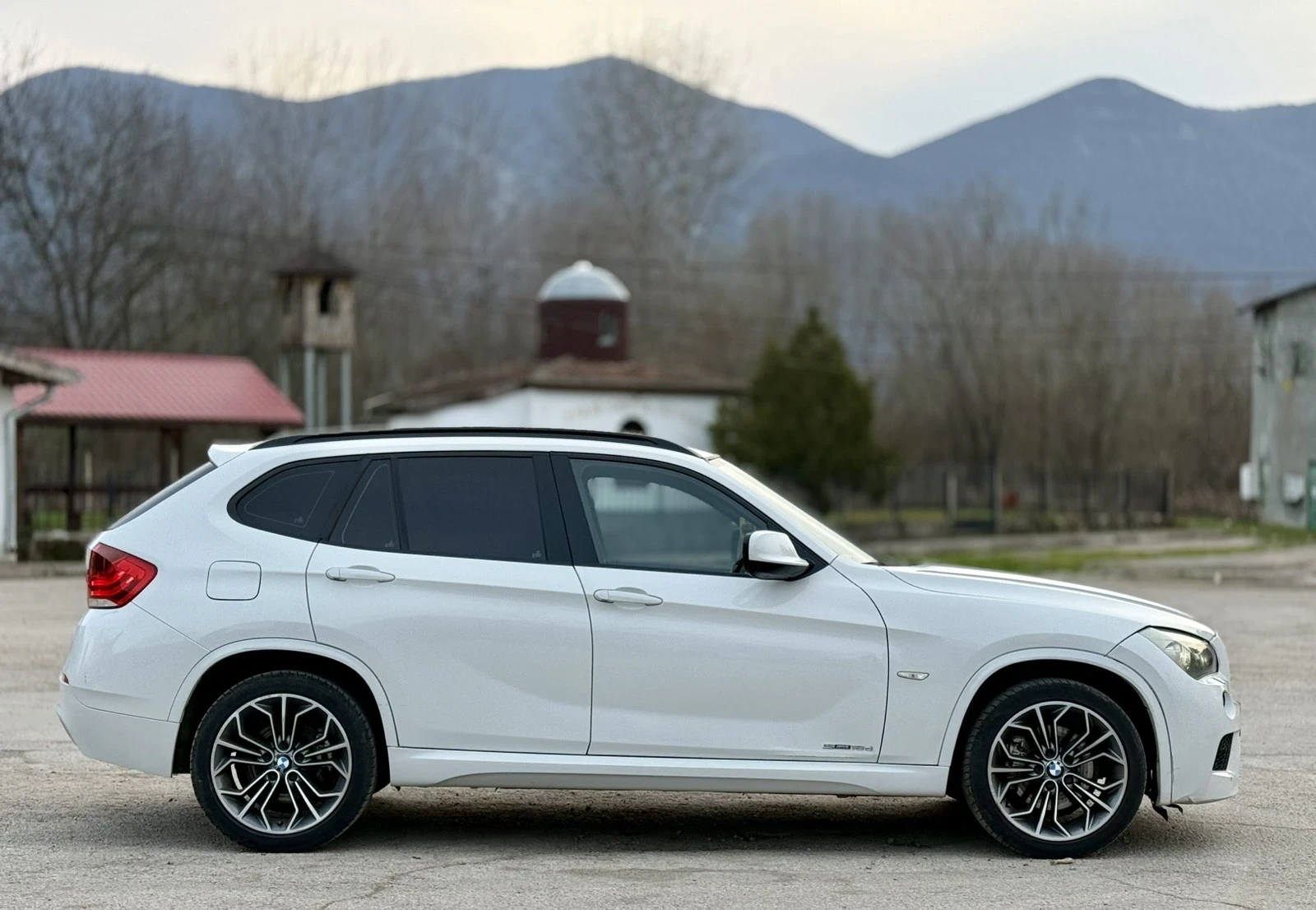 BMW X1 2.0 143+ , снимка 3 - Автомобили и джипове - 53907814