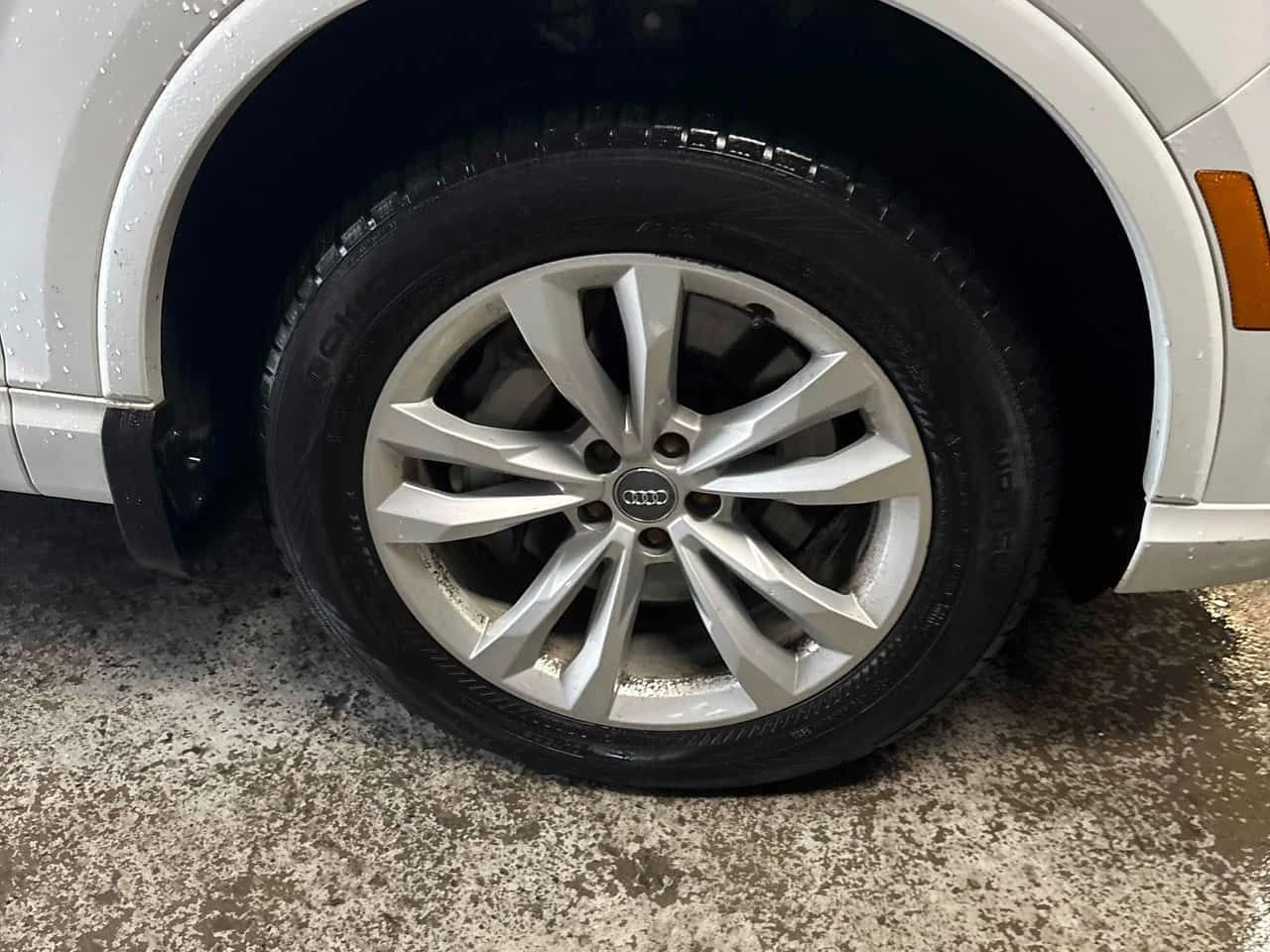 Audi Q7 3.0T Technik/CARFAX/360/PANO/ОБДУХВАНЕ, снимка 6 - Автомобили и джипове - 53934302