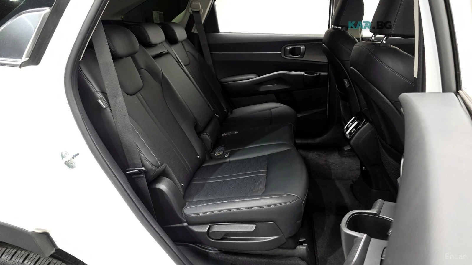Kia Sorento 2.5* ОБДУВХАНЕ* 4 ПОДГРЕВА* ДИСТРОНИК* СЛЕД НА ЛЕН, снимка 11 - Автомобили и джипове - 54935182