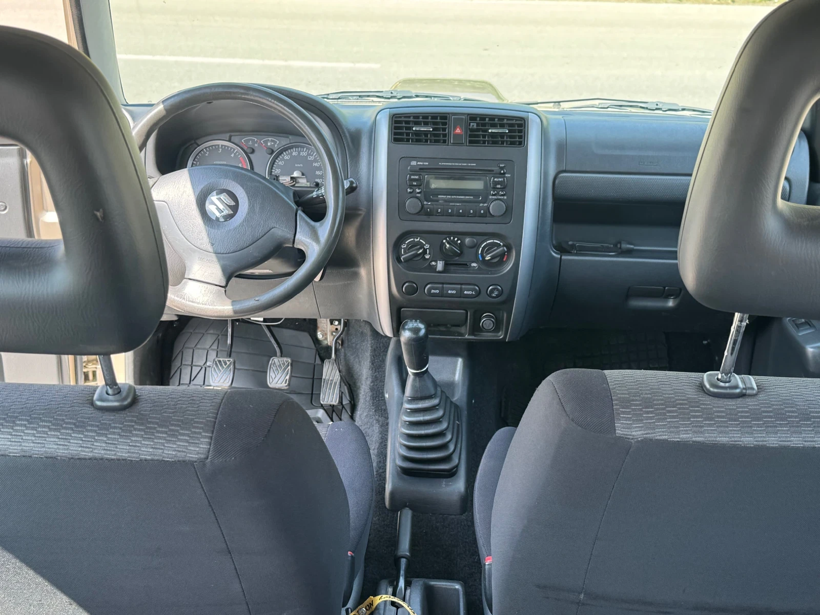 Suzuki Jimny 1.5DDIS, снимка 14 - Автомобили и джипове - 55130440
