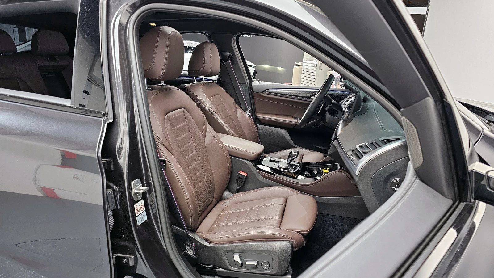 BMW X4 xDrive20i* ЛЮК* KEYLESS* ЕЛ. БАГАЖНИК* КРАЙНА ЦЕНА, снимка 12 - Автомобили и джипове - 55236692