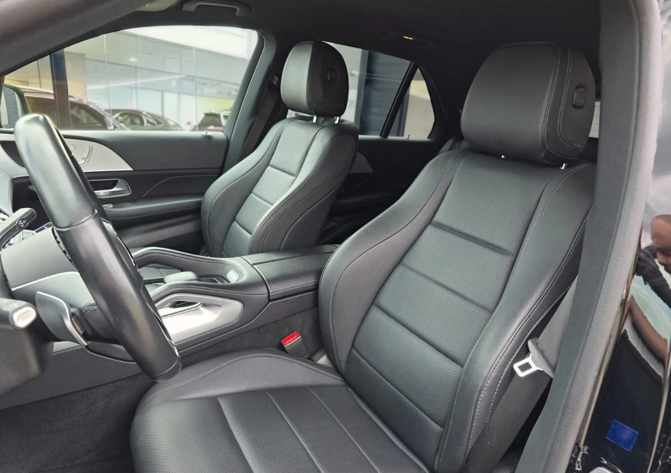 Mercedes-Benz GLE 350 AMG* 4M* Hybrid* Подгрев* Facelift* ЛИЗИНГ , снимка 13 - Автомобили и джипове - 55435209