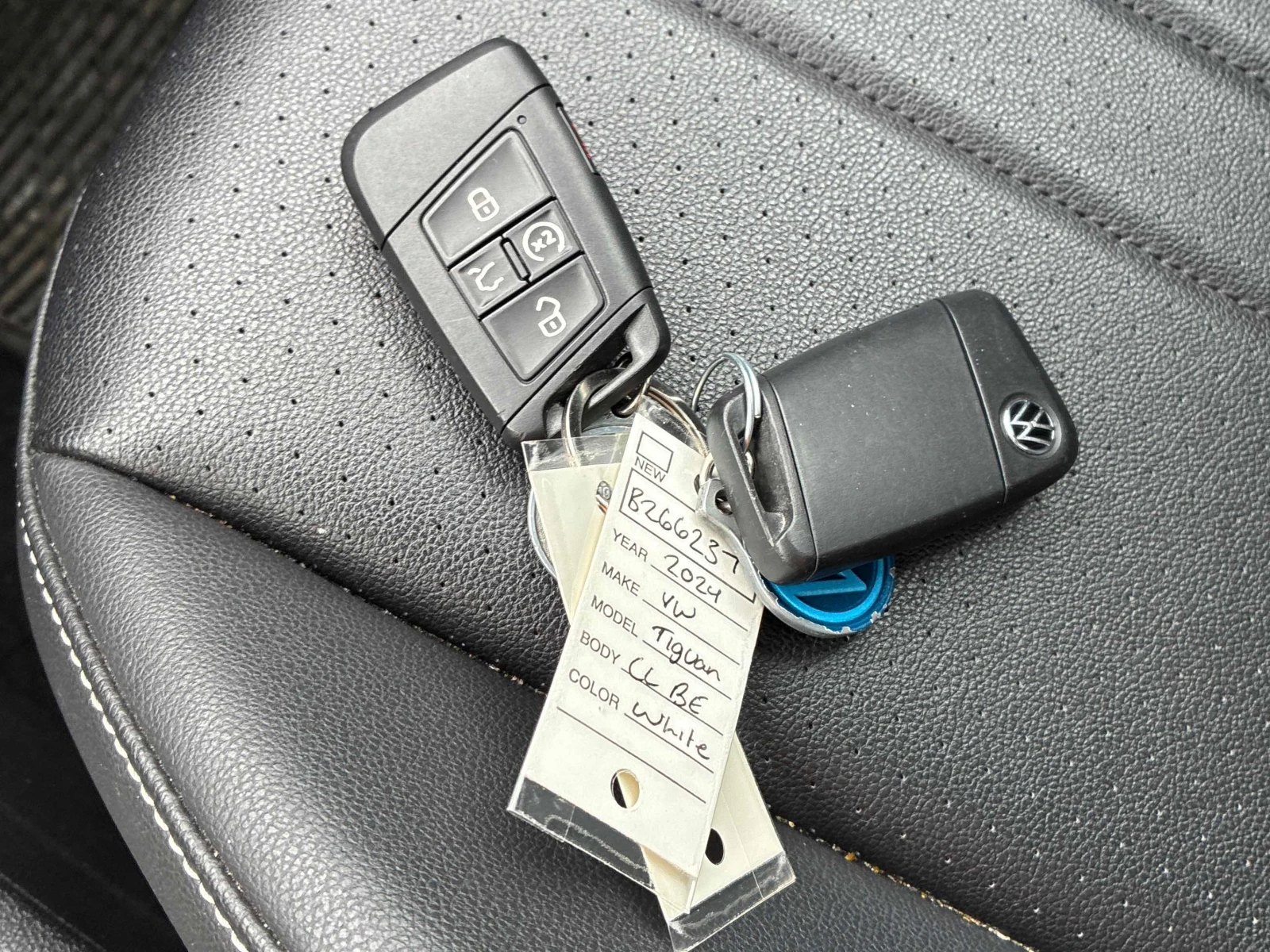 VW Tiguan  Comfortline R Line Black Edition* 7�����*  | Mobile.bg � ����������� 15