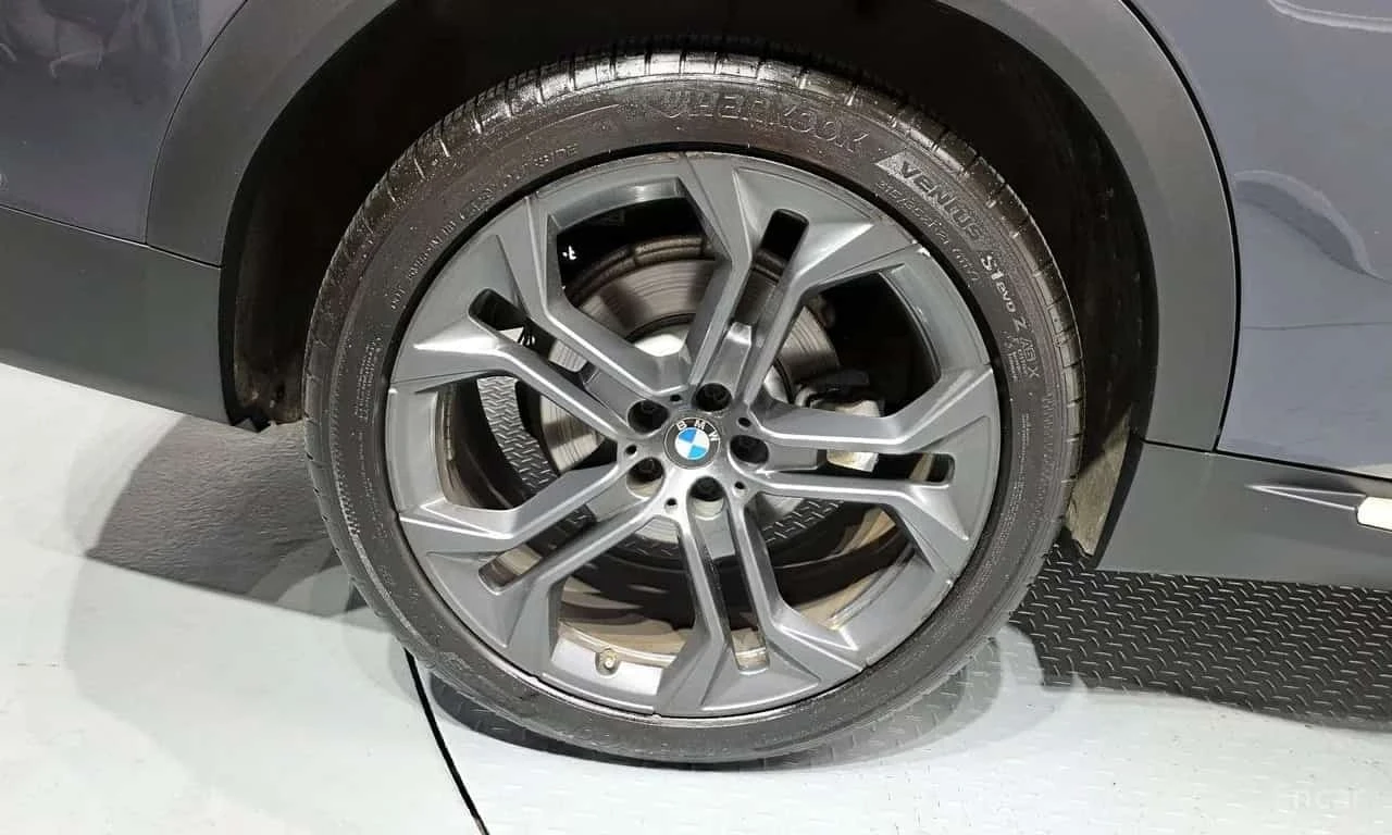 BMW X6 xDrive30d xLine First Edition, снимка 5 - Автомобили и джипове - 56319239