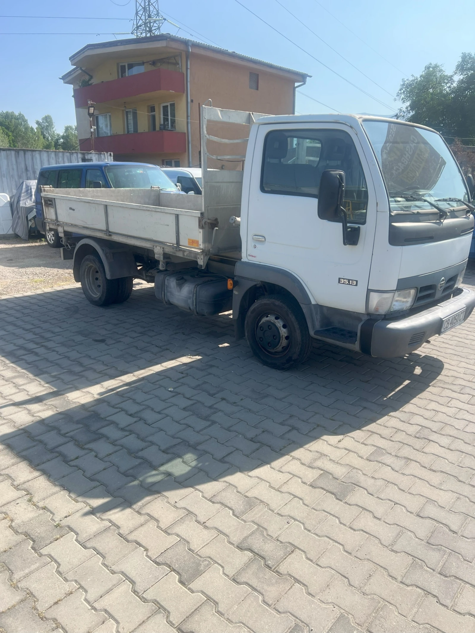 Nissan Capstar 3.0TD, снимка 1