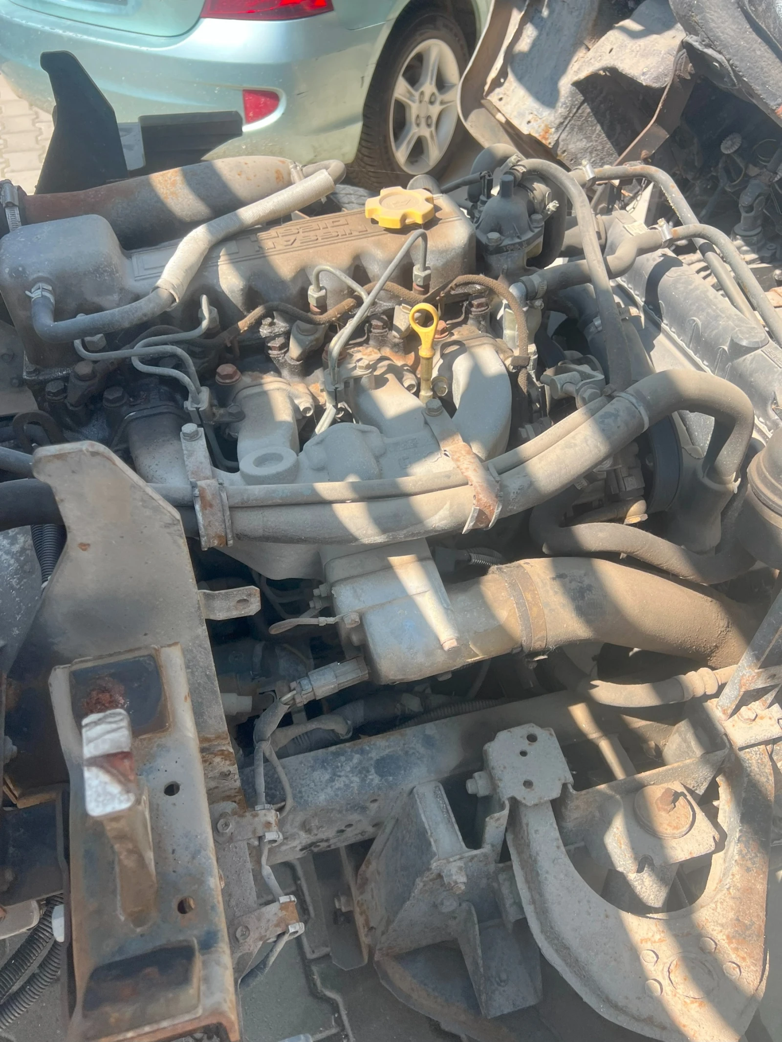 Nissan Capstar 3.0TD - изображение 6