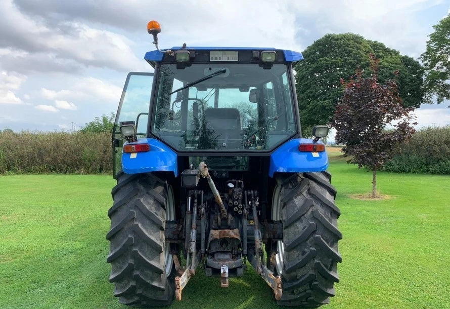 Трактор New Holland TS 100, снимка 8 - Селскостопанска техника - 55932365