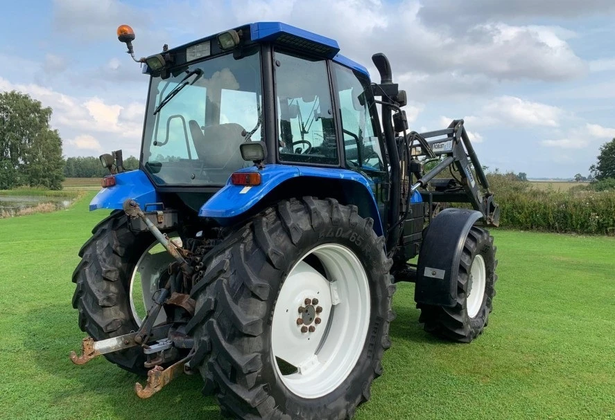Трактор New Holland TS 100, снимка 7 - Селскостопанска техника - 55932365