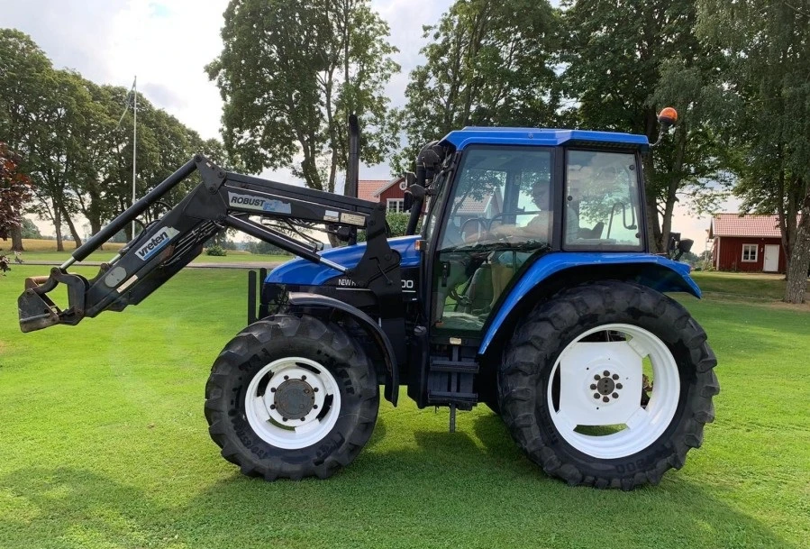 Трактор New Holland TS 100, снимка 3 - Селскостопанска техника - 55932365