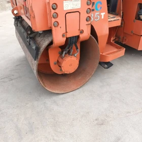 Валяк Ammann Hitachi ZC35T - НАЛИЧЕН, снимка 7