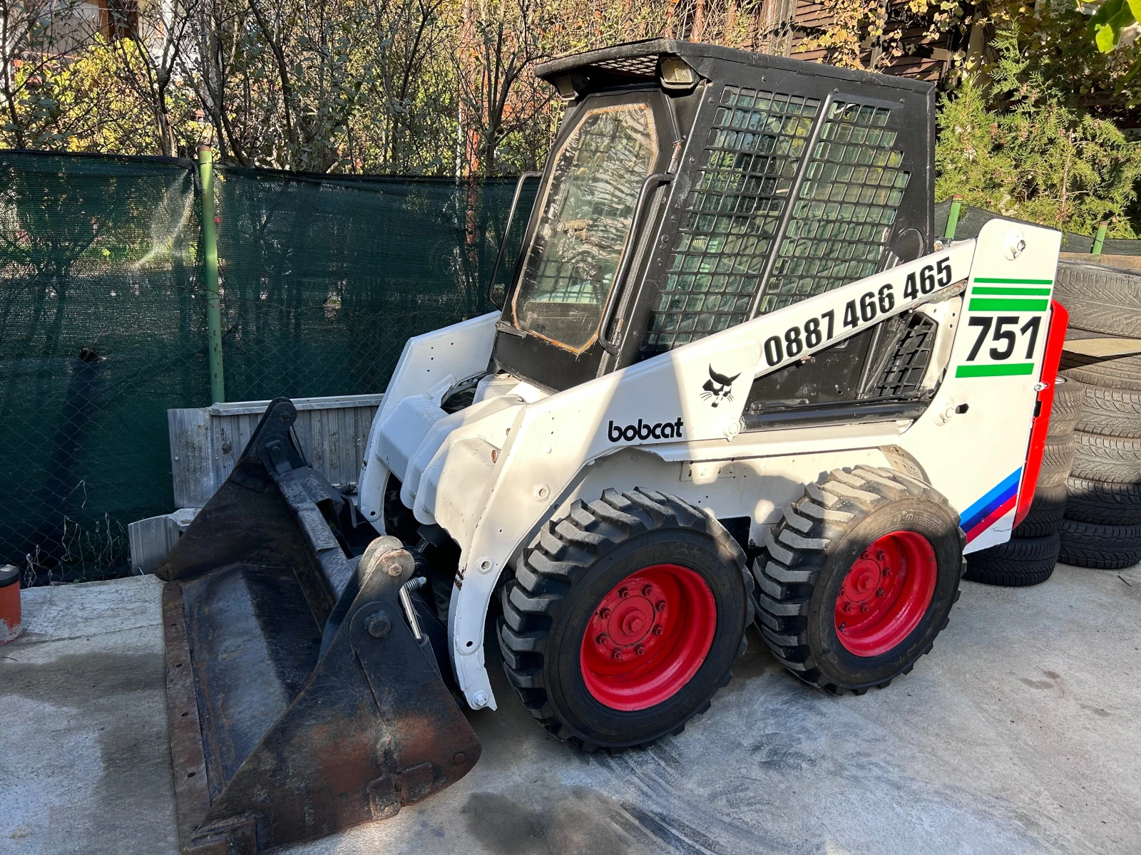 Мини челни товарачи Bobcat 751 - изображение 5