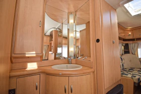 Каравана Hobby deluxe 495, снимка 10