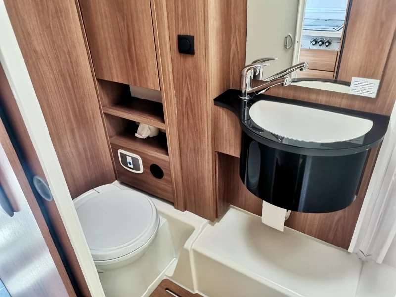 Кемпер Dethleffs, снимка 7 - Каравани и кемпери - 52344484