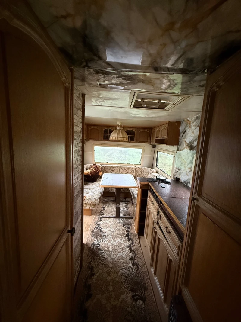 Каравана Hobby Prestige, снимка 7 - Каравани и кемпери - 53166143