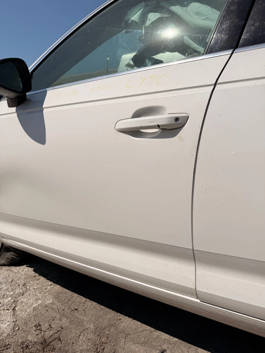 Предна лява врата за Audi A4 B9 LY9C ном320 1061-1061